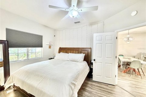 House in Gainesville, Florida 2 bedrooms, 104.14 sq.m. № 2143052 - photo 13