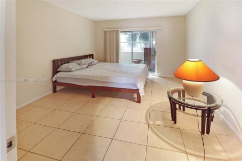 Condominio en venta en Margate, Florida, 1 dormitorio, 62.24 m2 № 2031075 - foto 12