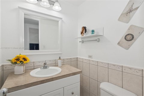 Copropriété à vendre à Miami Beach, Floride: 1 chambre, 94.67 m2 № 1936710 - photo 8