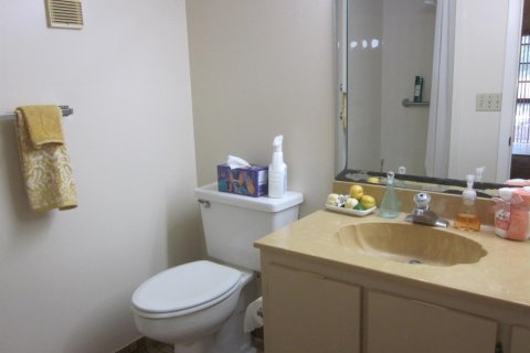 Copropriété à vendre à Tamarac, Floride: 2 chambres, 100.8 m2 № 2084433 - photo 19