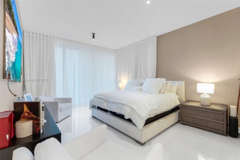 Купить кондоминиум в Майами, Флорида 4 спальни, 298.59м2, № 1920423 - фото 18