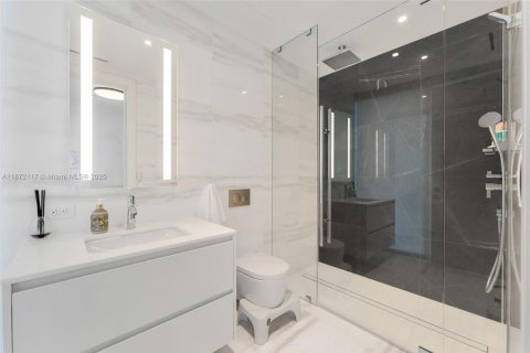 Купить кондоминиум в Майами, Флорида 4 спальни, 298.59м2, № 1920423 - фото 13