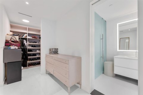 Купить кондоминиум в Майами, Флорида 4 спальни, 298.59м2, № 1920423 - фото 21