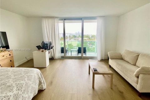 Condominio en venta en Miami Beach, Florida, 50.45 m2 № 2184182 - foto 7