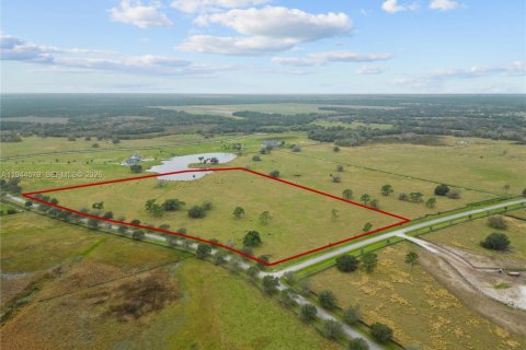 Terrain à vendre à Okeechobee, Floride № 2001094 - photo 7