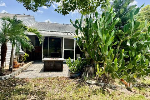 House in Palm Harbor, Florida 2 bedrooms, 90.67 sq.m. № 2215508 - photo 23