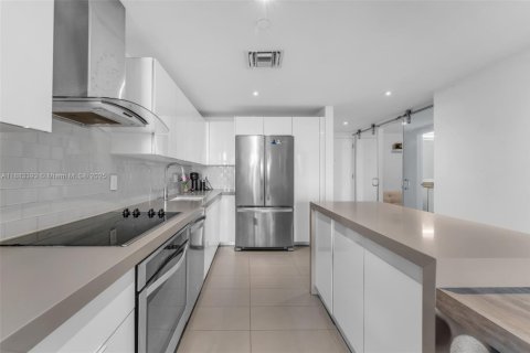 Studio in the Condo in Miami, Florida  № 1978645 - photo 8