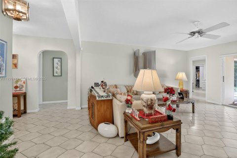 Villa ou maison à vendre à Pembroke Pines, Floride: 3 chambres, 182.74 m2 № 1989626 - photo 6
