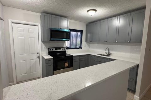 Apartment in Pompano Beach, Florida 2 bedrooms, 92.9 sq.m. № 2086501