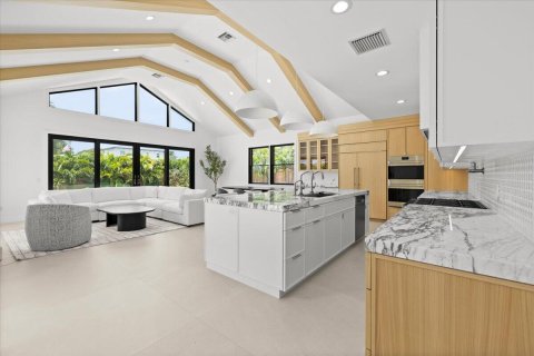 Villa ou maison à vendre à Jupiter, Floride: 5 chambres, 358.05 m2 № 2185314 - photo 7