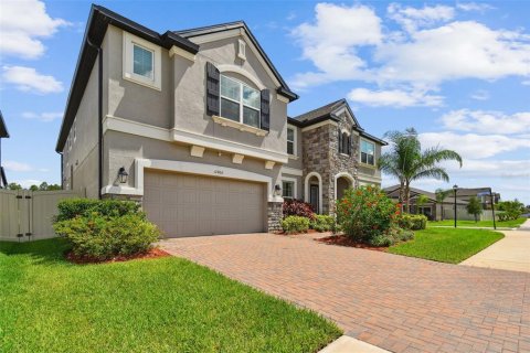 House in Tampa, Florida 7 bedrooms, 512.63 sq.m. № 1791589 - photo 2