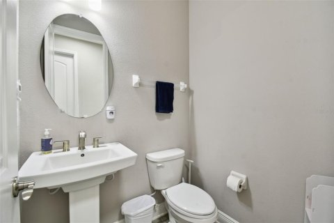 House in Tampa, Florida 7 bedrooms, 512.63 sq.m. № 1791589 - photo 24