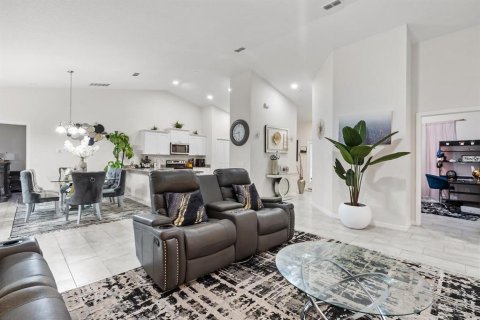 Casa en alquiler en Kissimmee, Florida, 4 dormitorios, 152.36 m2 № 1650720 - foto 10