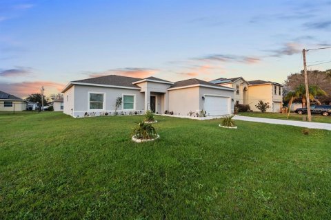 Casa en alquiler en Kissimmee, Florida, 4 dormitorios, 152.36 m2 № 1650720 - foto 2