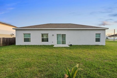 Casa en alquiler en Kissimmee, Florida, 4 dormitorios, 152.36 m2 № 1650720 - foto 3