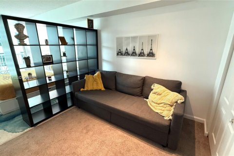 Condominio en venta en Miami, Florida, 39.48 m2 № 2056755 - foto 3