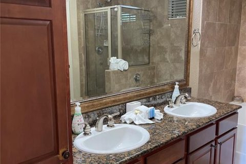 Condo in Davenport, Florida, 3 bedrooms  № 1885258 - photo 17