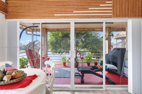 Copropriété à vendre à Tamarac, Floride: 3 chambres, 136.47 m2 № 2028121 - photo 28