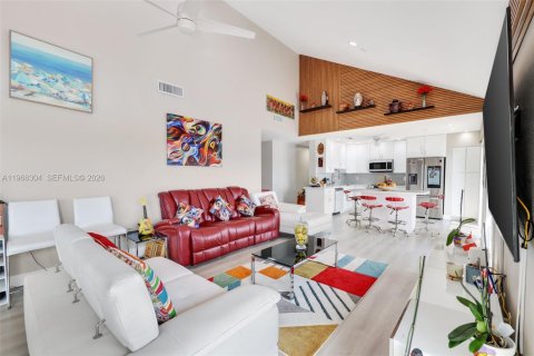 Copropriété à vendre à Tamarac, Floride: 3 chambres, 136.47 m2 № 2028121 - photo 13