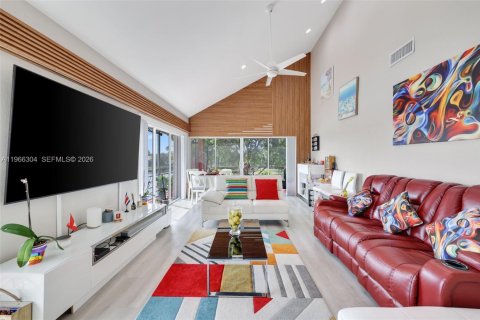 Copropriété à vendre à Tamarac, Floride: 3 chambres, 136.47 m2 № 2028121 - photo 9