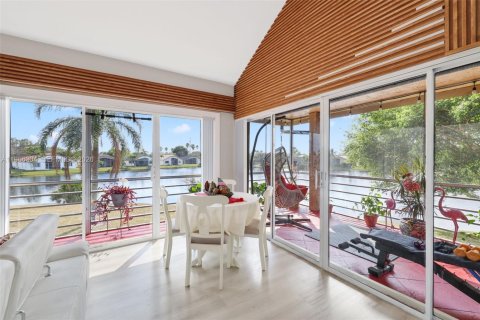 Copropriété à vendre à Tamarac, Floride: 3 chambres, 136.47 m2 № 2028121 - photo 15