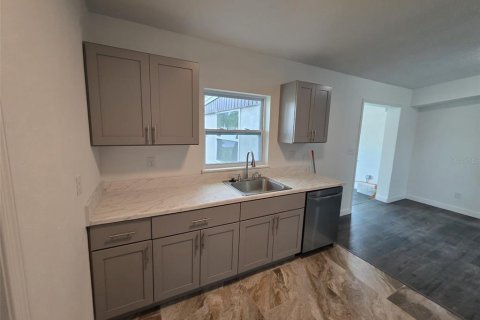 Casa en venta en Orlando, Florida, 3 dormitorios, 120.77 m2 № 1914457 - foto 13