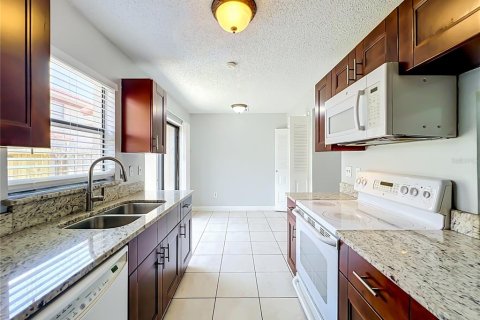 Adosado en alquiler en Orlando, Florida, 2 dormitorios, 102.56 m2 № 2198628 - foto 12