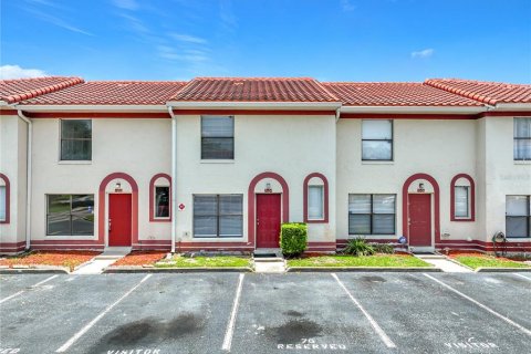 Adosado en alquiler en Orlando, Florida, 2 dormitorios, 102.56 m2 № 2198628 - foto 2