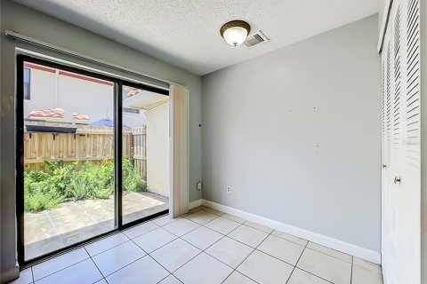 Adosado en alquiler en Orlando, Florida, 2 dormitorios, 102.56 m2 № 2198628 - foto 14