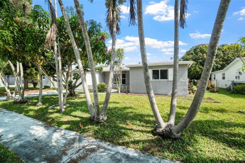 Casa en venta en Margate, Florida, 3 dormitorios, 166.67 m2 № 2260472 - foto 3