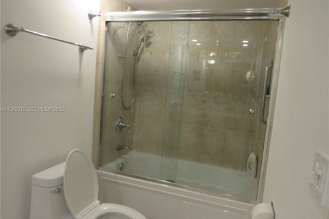 Copropriété à louer à Fort Lauderdale, Floride: 2 chambres, 116.13 m2 № 1999276 - photo 21