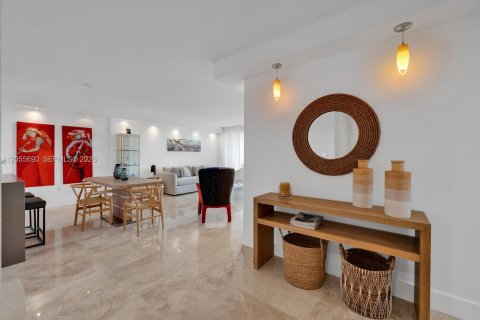 Condo in Key Biscayne, Florida, 2 bedrooms  № 2169512 - photo 26