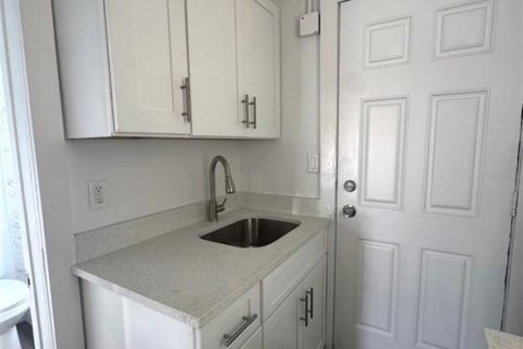 Casa en venta en Orlando, Florida, 2 dormitorios, 74.32 m2 № 2202784 - foto 6