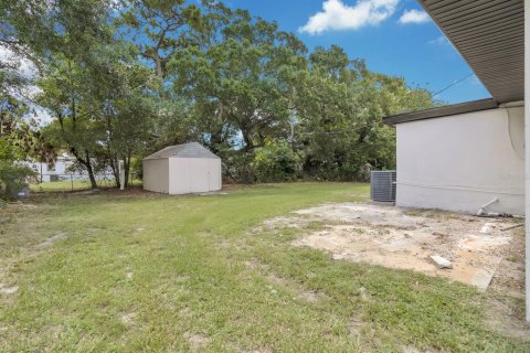 House in Orlando, Florida 3 bedrooms, 126.25 sq.m. № 2152022 - photo 27