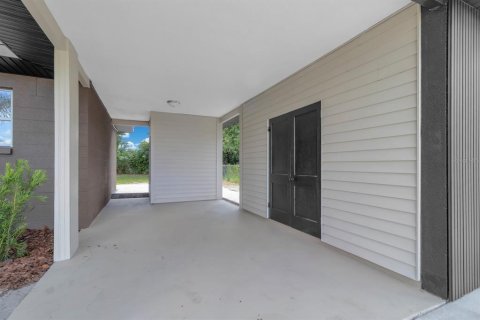 House in Orlando, Florida 3 bedrooms, 126.25 sq.m. № 2152022 - photo 29