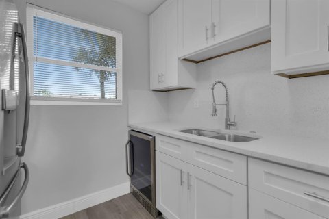 House in Orlando, Florida 3 bedrooms, 126.25 sq.m. № 2152022 - photo 23