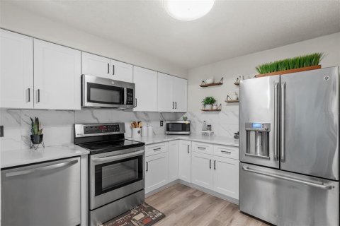 Villa ou maison à vendre à Pinellas Park, Floride: 2 chambres, 84.54 m2 № 1914290 - photo 19