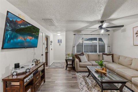 Villa ou maison à vendre à Pinellas Park, Floride: 2 chambres, 84.54 m2 № 1914290 - photo 12