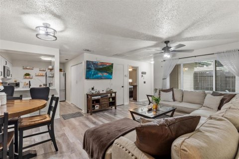 Villa ou maison à vendre à Pinellas Park, Floride: 2 chambres, 84.54 m2 № 1914290 - photo 14