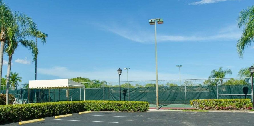 Villa ou maison à Boca Raton, Floride 2 chambres, 113.99 m2 № 705804