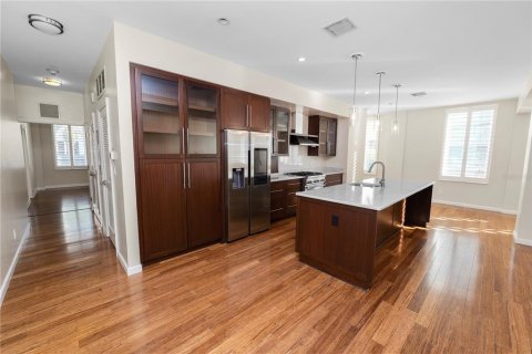 Condominio en venta en Saint Petersburg, Florida, 2 dormitorios, 161.65 m2 № 2101923 - foto 19
