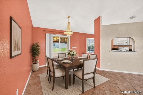 Villa ou maison à vendre à Summerfield, Floride: 3 chambres, 123.56 m2 № 2341499 - photo 9