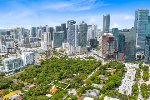 Terrain à vendre à Miami, Floride № 1979346 - photo 15