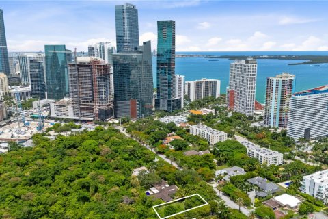 Terrain à vendre à Miami, Floride № 1979346 - photo 10