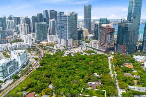 Terrain à vendre à Miami, Floride № 1979346 - photo 14