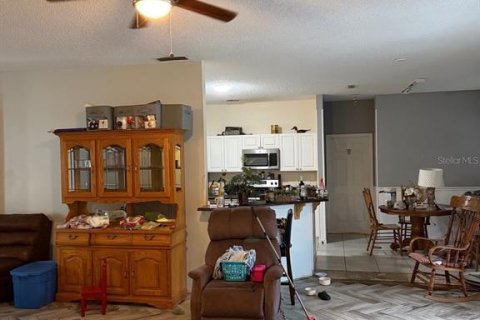 House in Edgewater, Florida 4 bedrooms, 206.15 sq.m. № 2098884 - photo 8