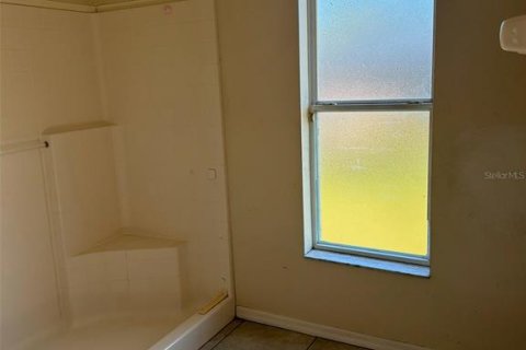 Купить виллу или дом в Эджуотер, Флорида 8 комнат, 206.15м2, № 2098884 - фото 23