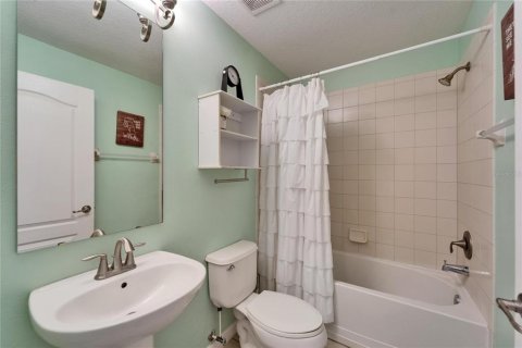 Купить виллу или дом в Ривервью, Флорида 11 комнат, 293.29м2, № 1805511 - фото 14