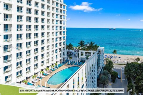 Condo in Fort Lauderdale, Florida  № 2081169 - photo 8