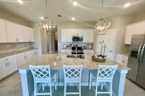 Casa en alquiler en Port Charlotte, Florida, 3 dormitorios, 204.2 m2 № 1853905 - foto 5